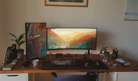 Finally Upgraded From 2 27 60Hz Monitors For An Ultrawide But Couldn T