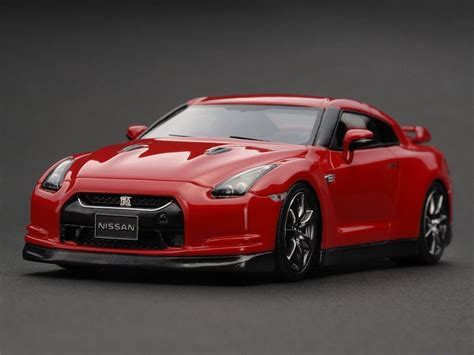 8406 Nissan Gt R R35 Vibrant Red