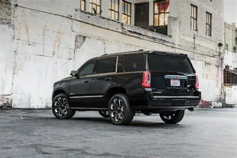 Check Out The New 2018 Yukon Denali Ultimate Black Edition The