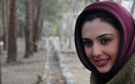 natural beauty head scarf persian beauties most beautiful beautiful women persian culture