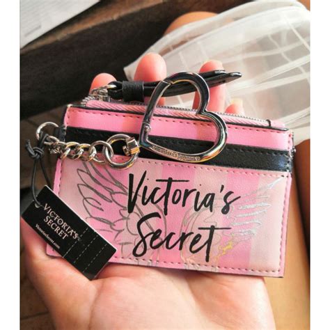 Original Victorias Secret Adorable Keychain Card Holder Heart Free