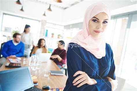 Portrait Of Muslim Business Woman Wearing Hijab Royalty Free Stock