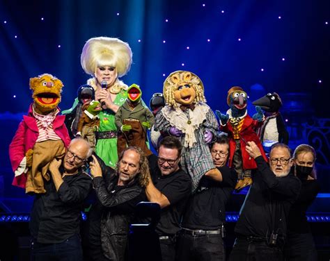 Phiên bản When Love is Gone Muppet Christmas Carol sắp ra mắt Disney