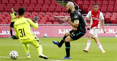 1 dusan tadic (fwl) ajax 6.0. Drie dingen die je moet weten over Ajax - RKC Waalwijk