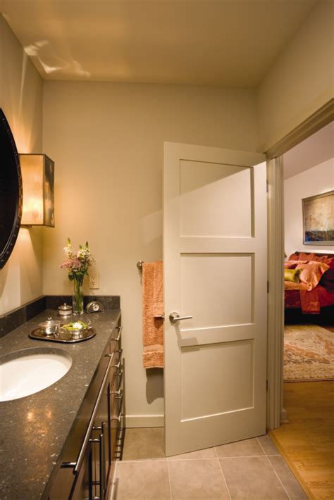 Shaker style interior doors feature clean and straight lines paired with flat solid wood or glass panels. Door Express Seattle | Product Details - Interior 3 Panel ...