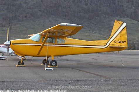1958 cessna 182a the cessna 182 skylane is an american four seat single engined light airplane