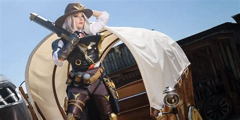 Overwatch Fan Stuns In Remarkable Ashe Cosplay With Fully Built Bob