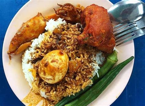 Resepi nasi kandar yang mudah dan sedap.jom tonton video saya telah sediakan.dah tonton a journey into the world of nasi kandar takes us to the kitchen where the ingredients come to life. Resepi dan Cara membuat Nasi Kandar - My Resepi
