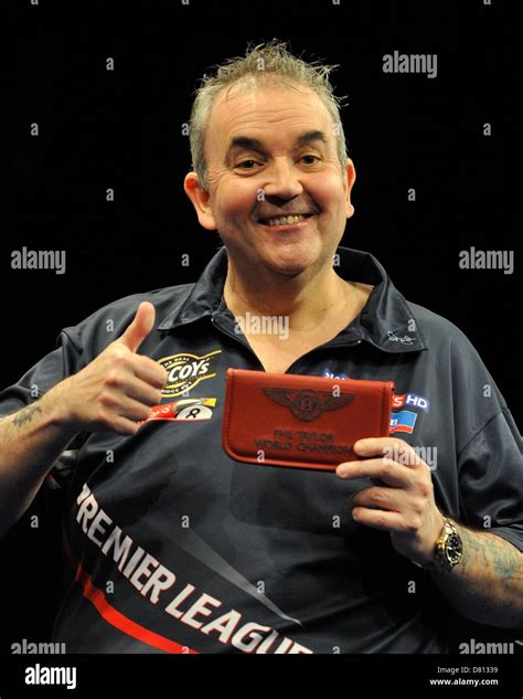 16052013 London England Phil Taylor Interacts With The Crowd And