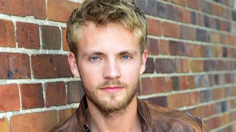 Niklas osterloh can be seen on tv until the end of july. GZSZ Rolle: Niklas Osterloh