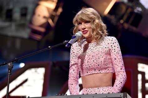 Taylor Swift Responds To Angry Fans After New Single Out Of The Woods