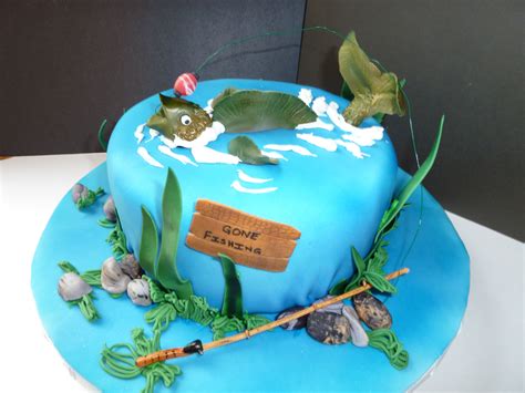 Перевод не получился по техническим причинам. fishing birthday cake | Fish cake birthday, Fish cake, Cake