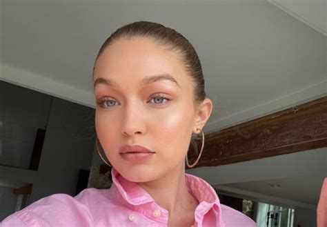 Gigi Hadid Responds To Claims Shes Hiding Her Baby Bump Shemazing