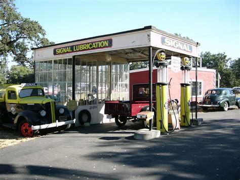 Signal Gas Station Gas Station Old Gas Stations Vintage Gas Pumps