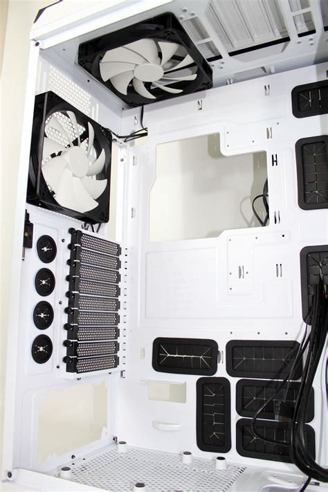Nzxt Switch 810 Full Tower Pc Case Review Pc Perspective