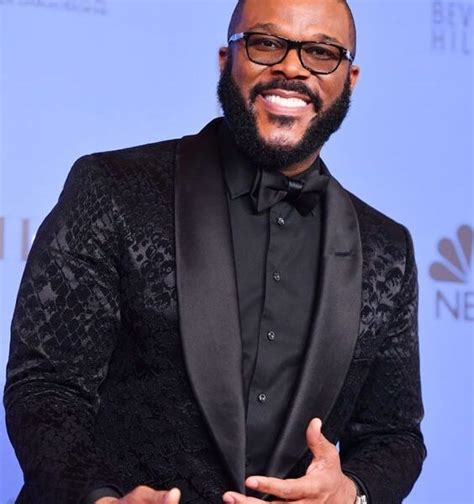Is Tyler Perry Gay A Closer Look At The Actors Dating Life Reportera