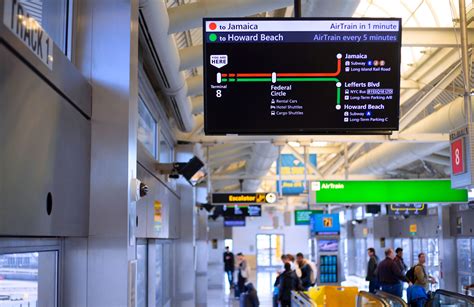 Digital Signage For Jfk Airport Aiscreen