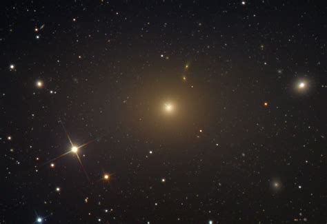 An Image Of Messier 87 With Its Jet Has Been Uploaded Astrodrudis