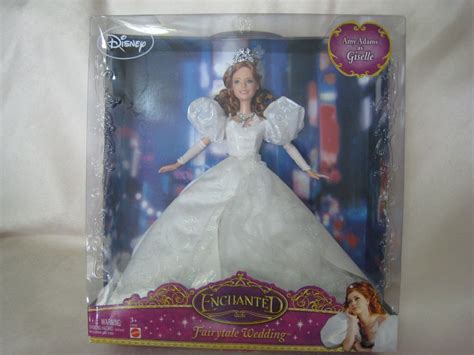 Disney Giselle Fairytale Wedding 2007 Barbie Doll Disney Dolls
