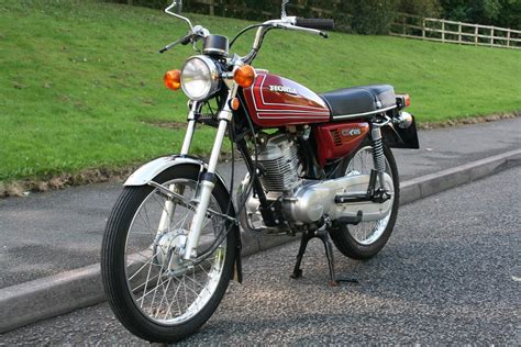 Weighing just 259lbs the trail 125 is totally comfortable off road, and can. Restored Honda CG125 - 1978 Photographs at Classic Bikes ...
