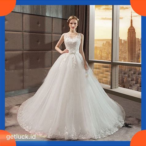 Tentu saja kumpulan tema acara yang menarik memang telah banyak dicari oleh orang di internet. Wedding Dress Gaun Pengantin Simple - Model Gaun Pengantin