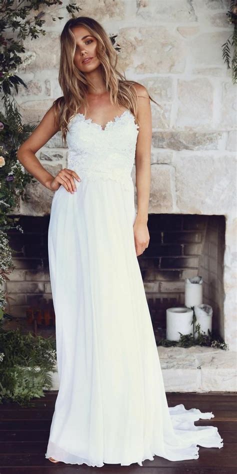 A popular place to elope, las vegas tends to have inexpensive gown rentals. Grace Loves Lace - Unique Bohemian Lace Wedding Dresses ...