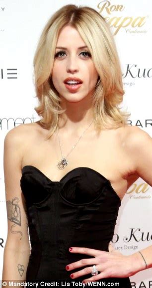 Peaches Geldof Uses Twitter Account To Urge Followers To Learn About