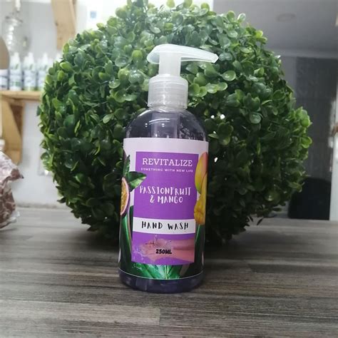 tropical fruits mango and passionfruit hand wash 250ml