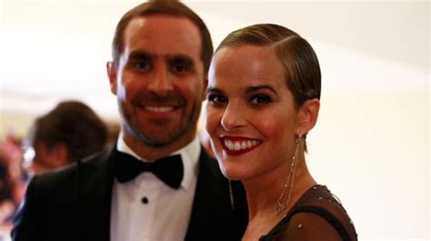 El doctor arriagada, esposo de javiera suarez, fue invitado permanente en el aperitivo. Cristián Arriagada, viudo de Javiera Suárez, abrió corazón ...