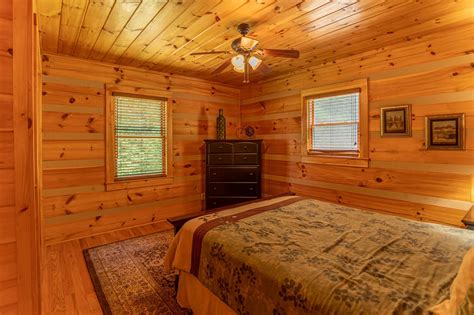 Valle crucis log cabin rentals is the one of the oldest vacation rental companies in the high country. A Positive Outlook: Pet friendly 4 Bedroom Vacation Log ...