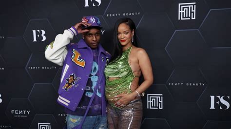 Rihanna And A Ap Rocky Jet Off To Barbados Amid Cheating Rumors Entertainment Tonight