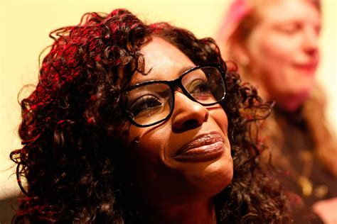 Самые новые твиты от sions (@sions18): Sylvana Simons 'roast' Giel: 'Kan niet wachten'