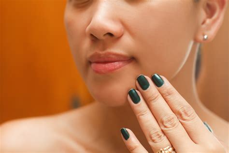 Buttermilk have lactic acid that helps exfoliate the skin to get rid of the blemishes and age spots on face without drying out the skin. 3 Ways to Get Rid of Spots on Your Skin - wikiHow