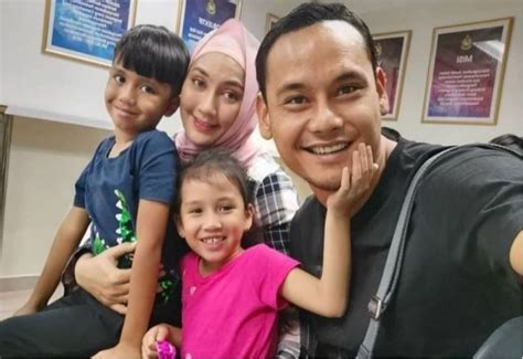 Aidil aziz was born on july 26, 1987 in malaysia (33 years old). Banyak akaun palsu muncul... Aidil tak izin buka IG untuk ...
