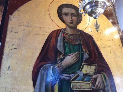 Υπό έλεγχο τέθηκε φωτιά που ξέσπασε στο υπόγειο της εκκλησίας του αγ. Ελληνορωμαϊκά!: Και ο ΑΓΙΟΣ ΠΑΝΤΕΛΕΗΜΟΝΑΣ φροντίζει για ...