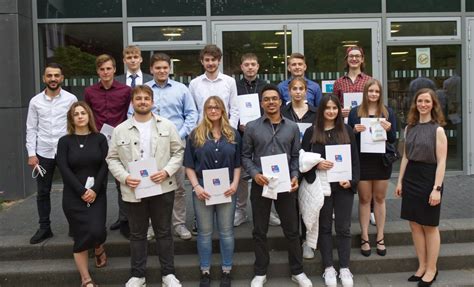 2 kundenbewertungen, preise, kontaktdaten und öffnungszeiten von firmen aus ahrensburg mit dem stichwort deutsche bank. Abitur 2021 - BS Ahrensburg