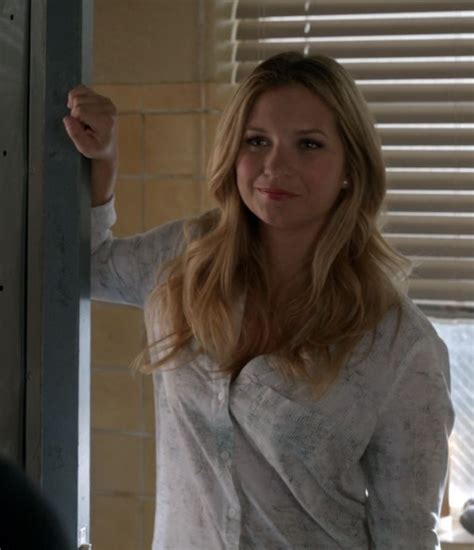 Pin By Steve Newman On Vanessa Ray Vanessa Ray Blue Bloods Gorgeous