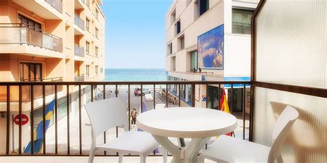 Este alojamiento vacacional en benidorm tiene acceso a actividades de vistas a la montaña y escapada a la ciudad. RH Estudios Sol Benidorm | Apartamentos en Benidorm | WEB ...