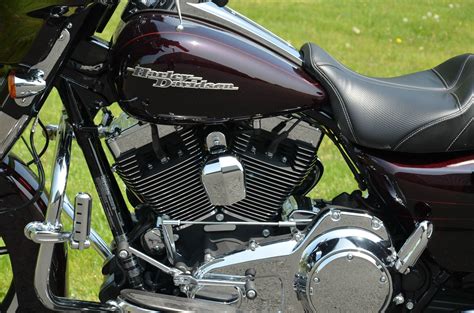 Jukebox with usb port for ipod/iphone: 2014, Harley, Davidson, Street, Glide, Special, Flhxs ...