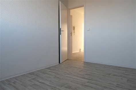 Der aktuelle durchschnittliche quadratmeterpreis für eine eigentumswohnung in cottbus liegt bei 1.811,35 €/m². Wohnung in Cottbus finden - Gebäudewirtschaft Cottbus GmbH