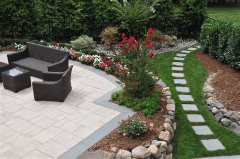 30 Landscape Design Tips You Must See For Small Spaces The