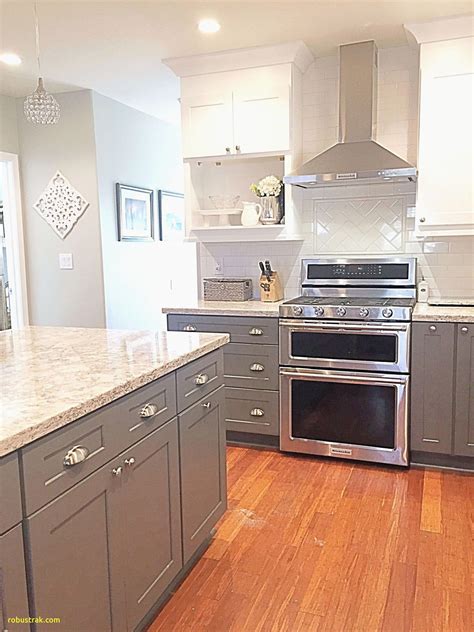 There are a lot of options to choose from. 17 Trendy Hardwood Floor Kitchen Cabinet Combinations ...