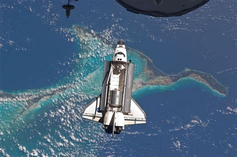 Space Shuttle Atlantis Captured From Iss Aircraft Wallpaper Galleries