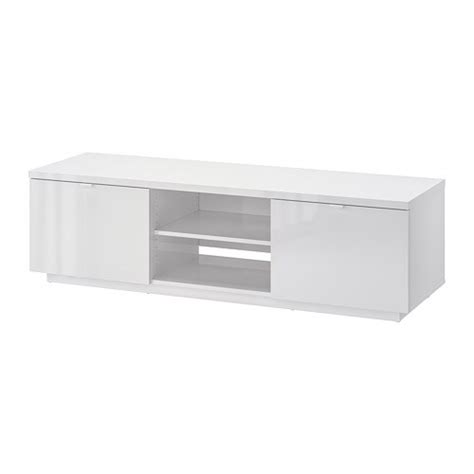 Tidak hanya pada bagian meja tv saja, kami juga mengusung pada penggunaan furniture interior untuk melengkapi kebutuhan rumah anda, nahh… anda bisa memvariasikan. BYÅS Rak TV - 160x42x45 sm - IKEA