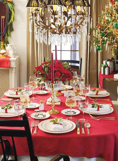 Scroll down and see our great table decoration ideas and instructions to make your own! How To Decorate The Interior Of A House For Christmas:5 ...