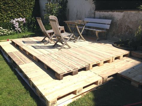 Deine terrasse, die verbindung zwischen haus und garten. Terrasse Bauen Holz Stilvolle Terrassen Selber Garten ...