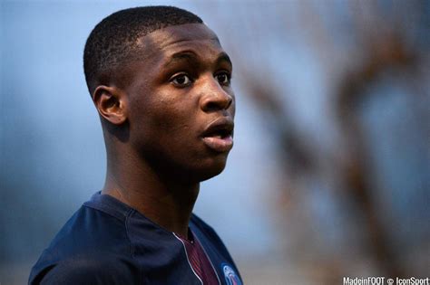 85 скр 78 дрб 75 пас. PSG - Ce que Ballo Touré a refusé pour signer au LOSC