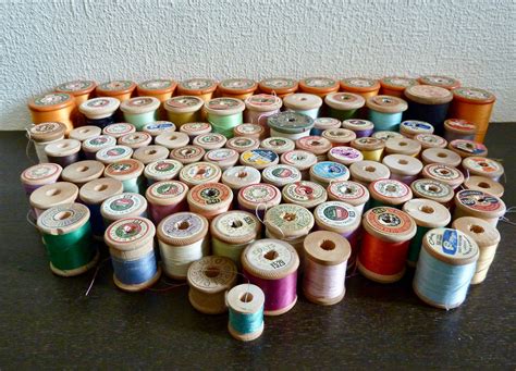 Huge Lot Vintage Wooden Spools With Thread In Assorted Colors Etsy
