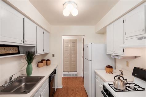 View Photos And Take A Virtual Tour Regency Park Apartments