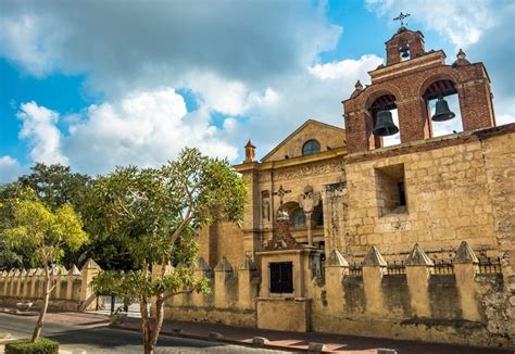 Santo Domingo Sightseeing Tour from Las Galeras - Book ...